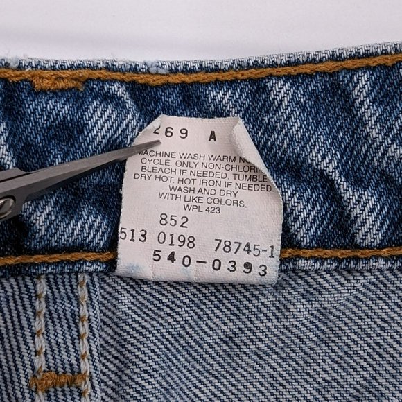 Levis Jeans 540 VTG Relaxed Fit 42x34 Cotton USA Made Denim Blue 90s High Rise - Picture 8 of 12